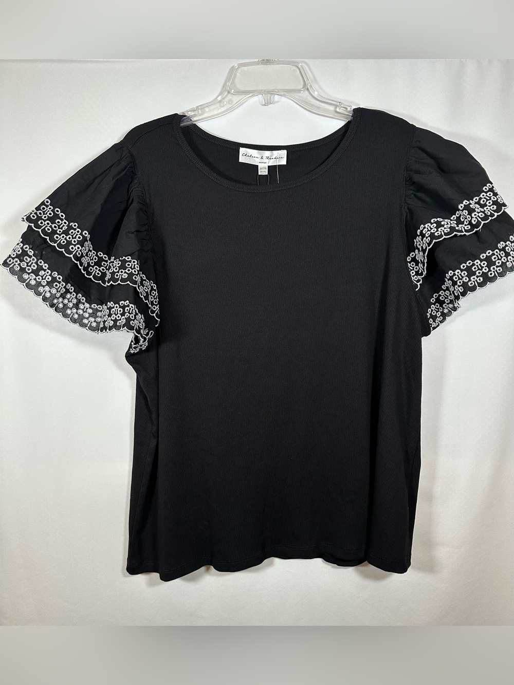 NWT Chelsea & Theodore 2X Black Ribbed Puff Sleeve Eyelet Top
